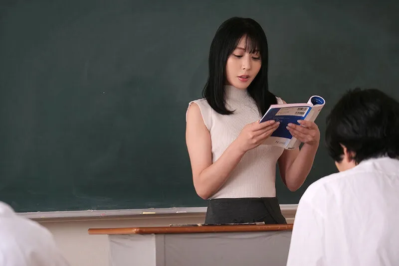 cô giáo không chung thủy bị khuất phục trước tình cảm và dục vọng của học trò