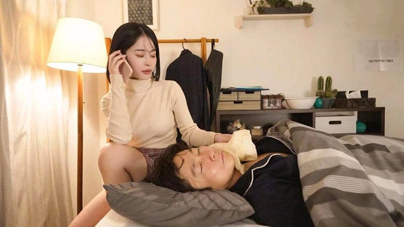 Đụ luôn cậu e trai khi đang chăm sóc cậu ấy
